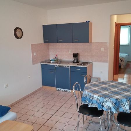 Apartments Bellus Mare 말리로시니 외부 사진