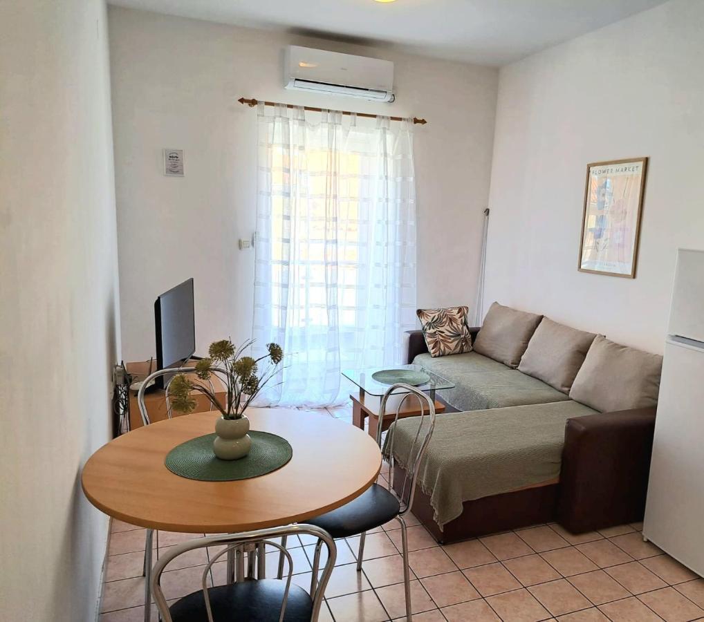 Apartments Bellus Mare 말리로시니 외부 사진