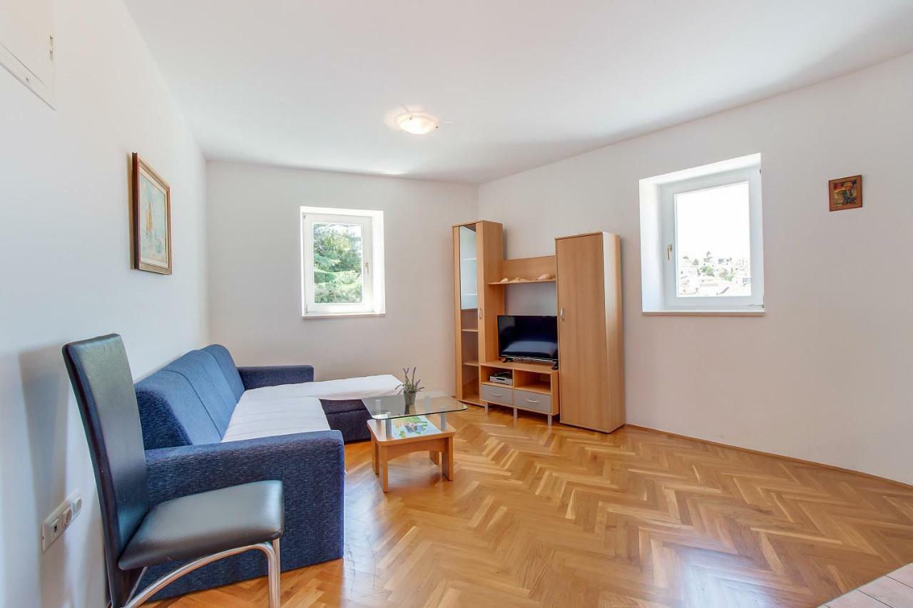 Apartments Bellus Mare 말리로시니 외부 사진