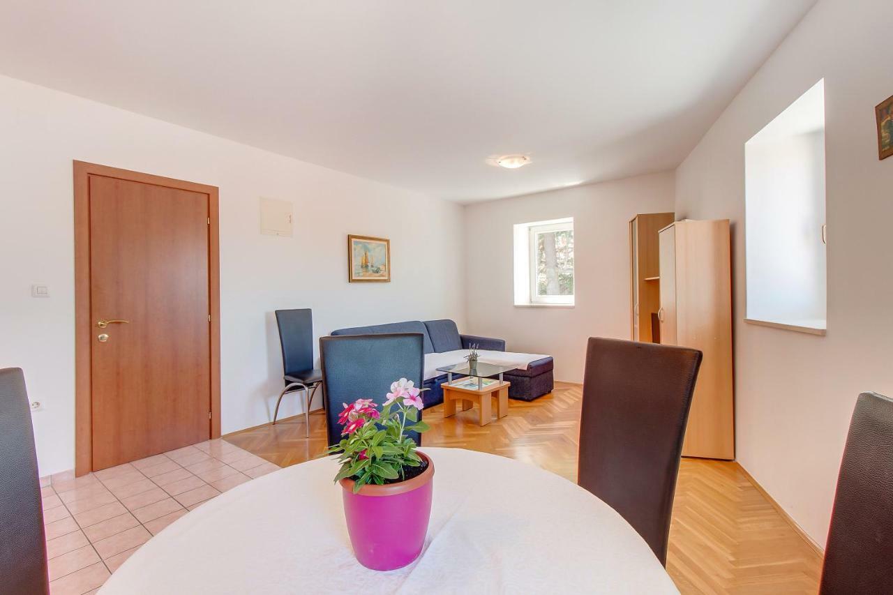 Apartments Bellus Mare 말리로시니 외부 사진