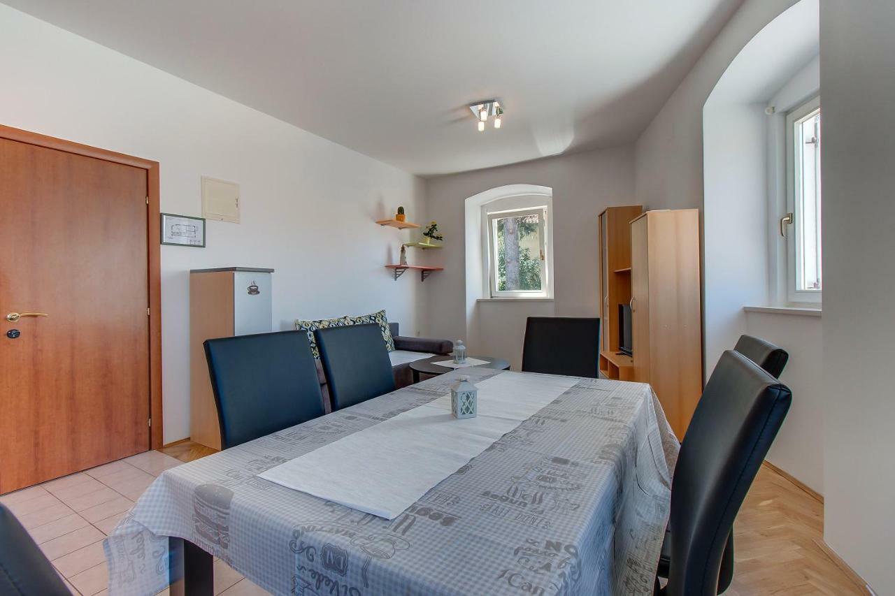 Apartments Bellus Mare 말리로시니 외부 사진